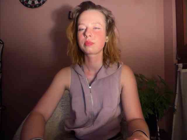 BettyLovely webcam