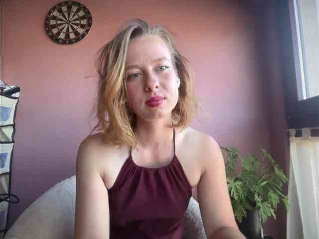 BettyLovely webcam