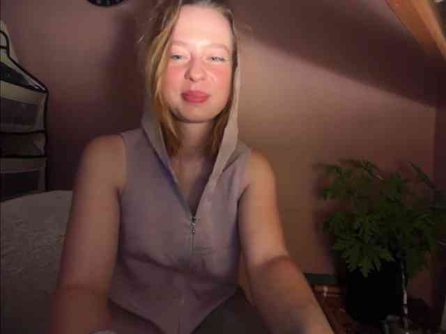 BettyLovely webcam