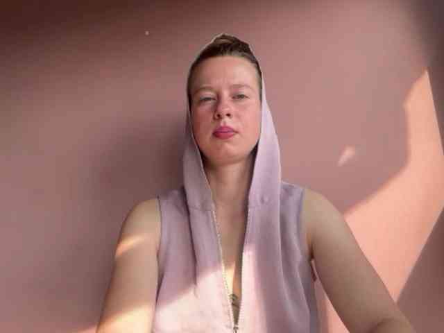 BettyLovely webcam