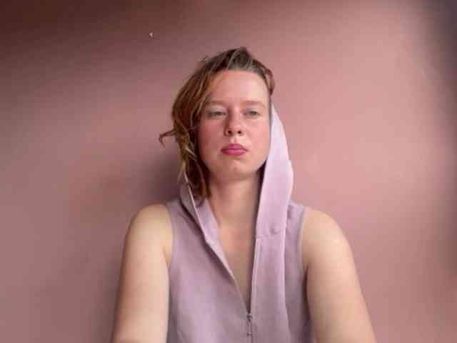 BettyLovely webcam