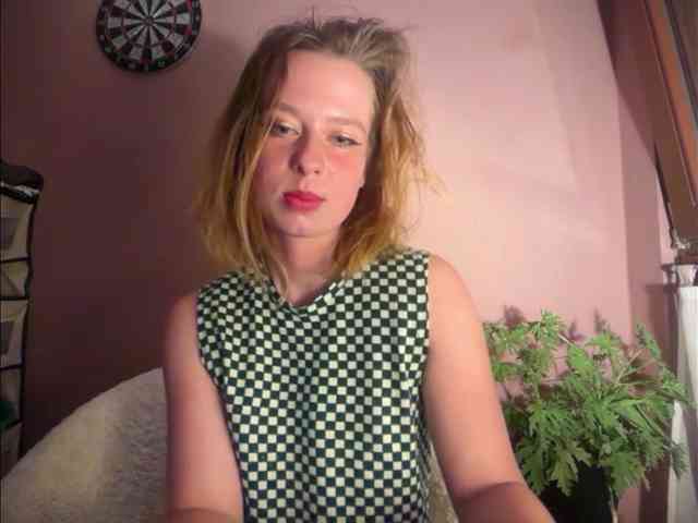 BettyLovely webcam