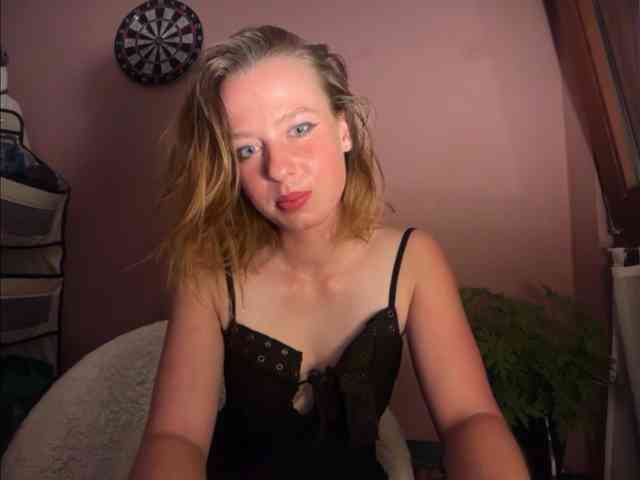 BettyLovely webcam