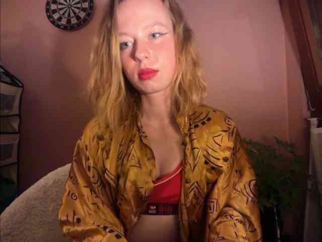 BettyLovely webcam