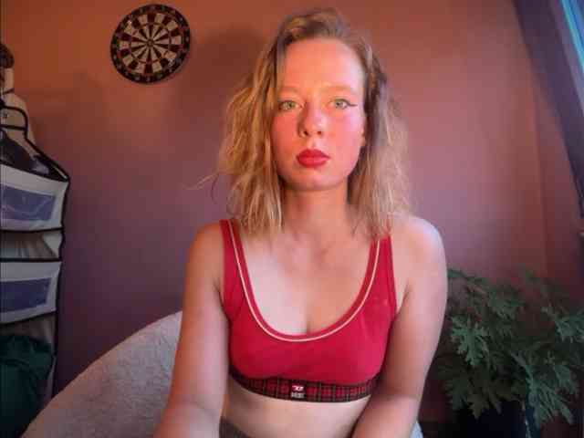 BettyLovely webcam