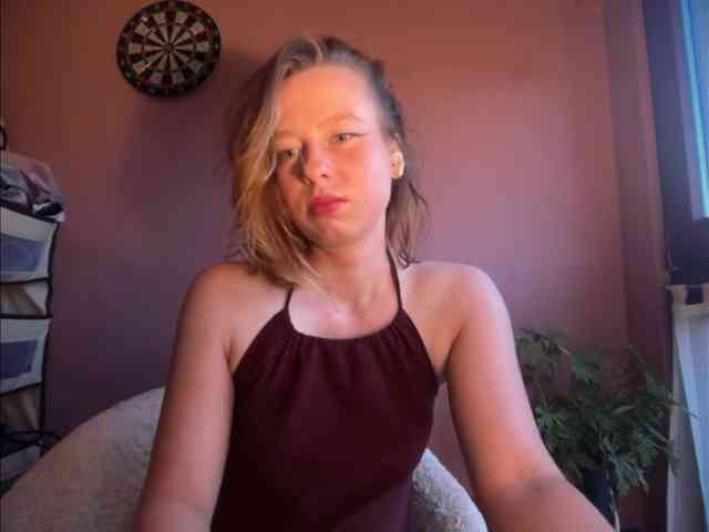 BettyLovely webcam