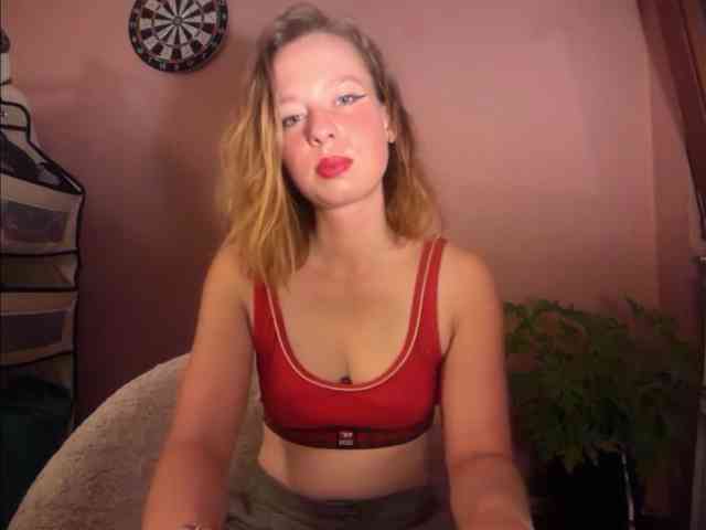 BettyLovely webcam