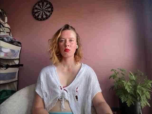 BettyLovely webcam