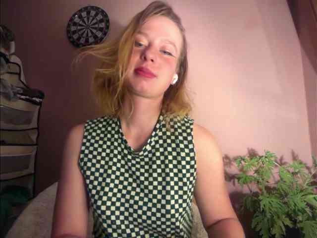 BettyLovely webcam