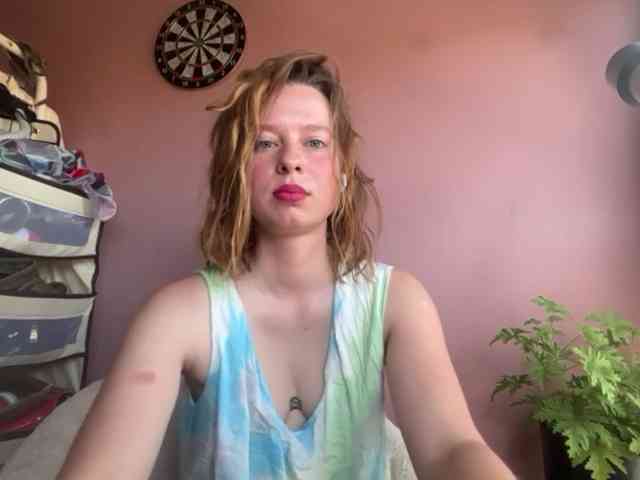 BettyLovely webcam