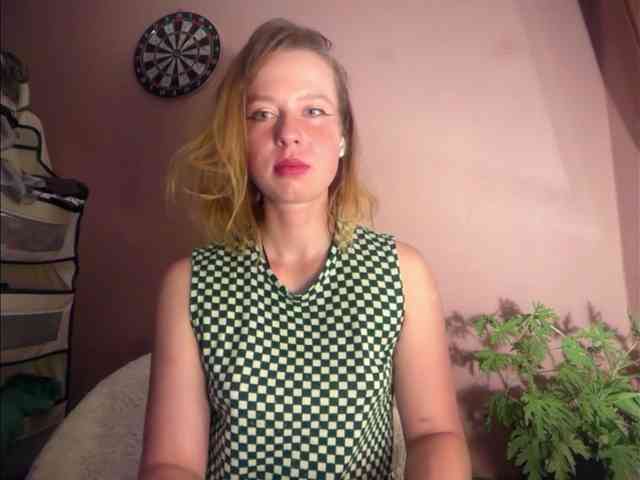BettyLovely webcam