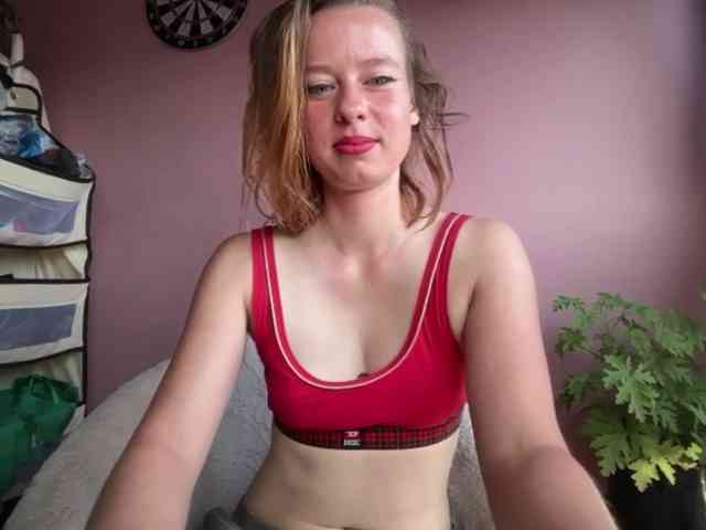 BettyLovely webcam