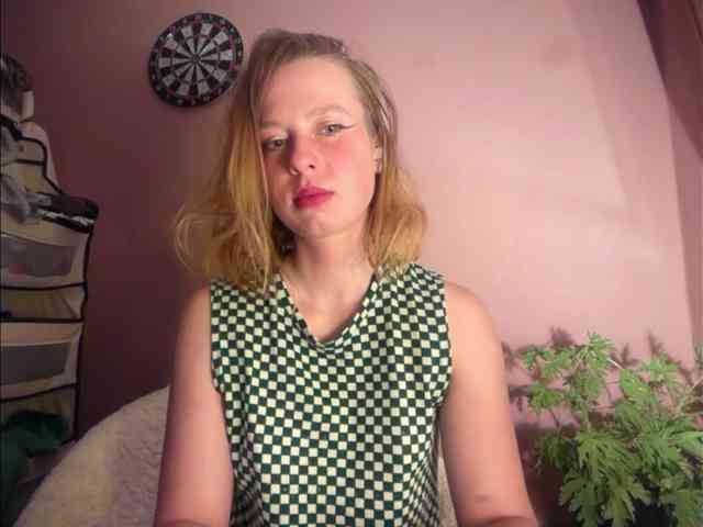 BettyLovely webcam