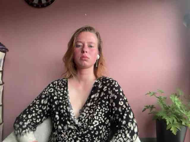 BettyLovely webcam