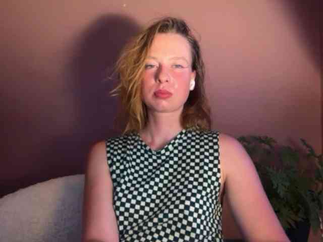 BettyLovely webcam