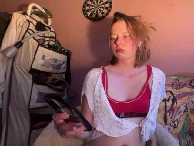 BettyLovely webcam