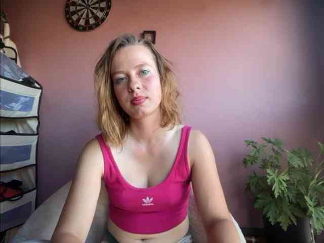 BettyLovely webcam