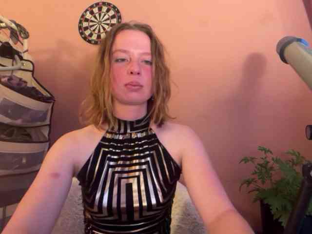 BettyLovely webcam