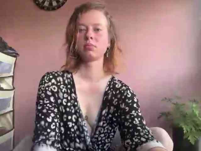 BettyLovely webcam