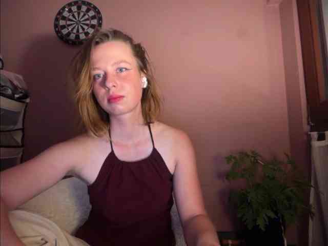 BettyLovely webcam