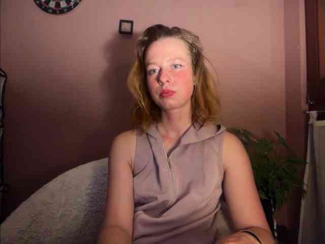 BettyLovely webcam