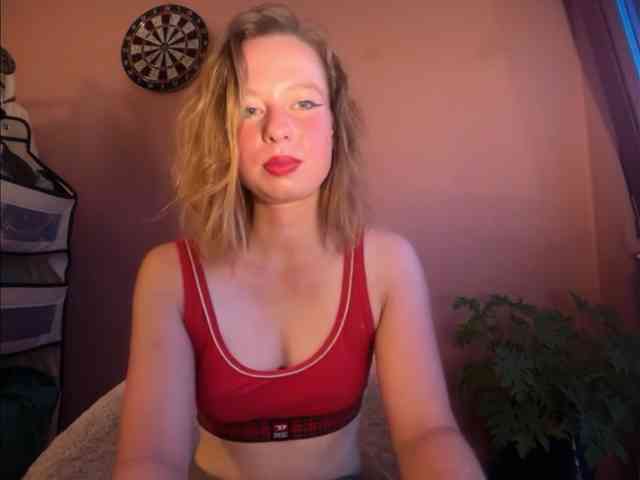 BettyLovely webcam