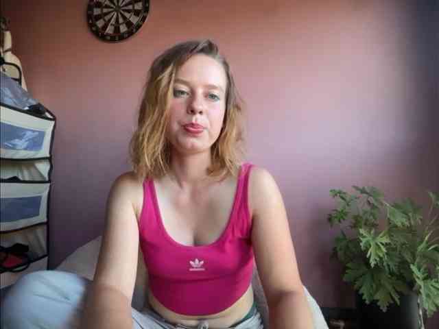 BettyLovely webcam
