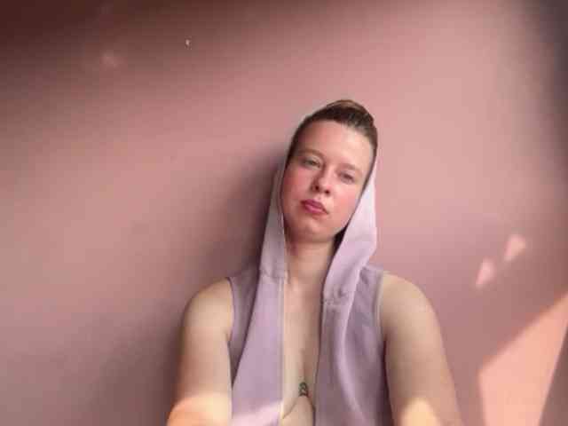 BettyLovely webcam