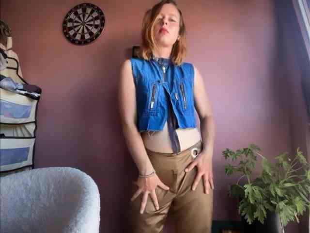 BettyLovely webcam
