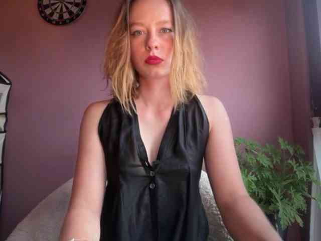 BettyLovely webcam