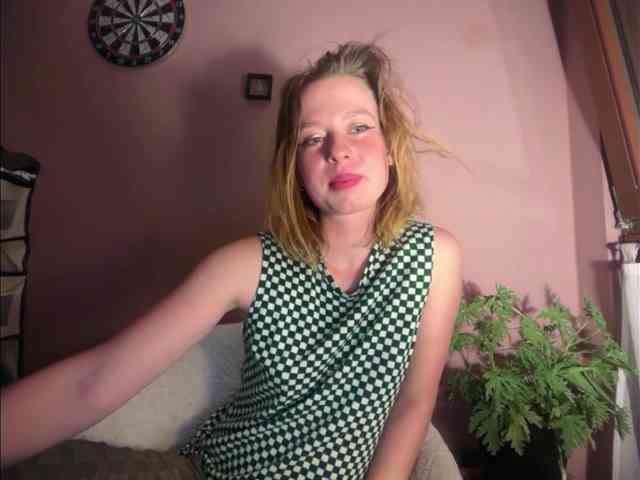 BettyLovely webcam