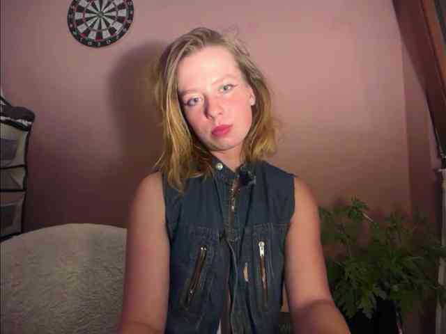 BettyLovely webcam