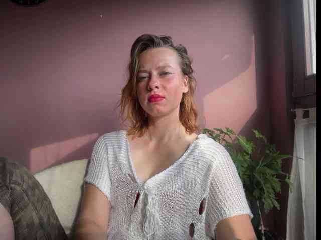 BettyLovely webcam