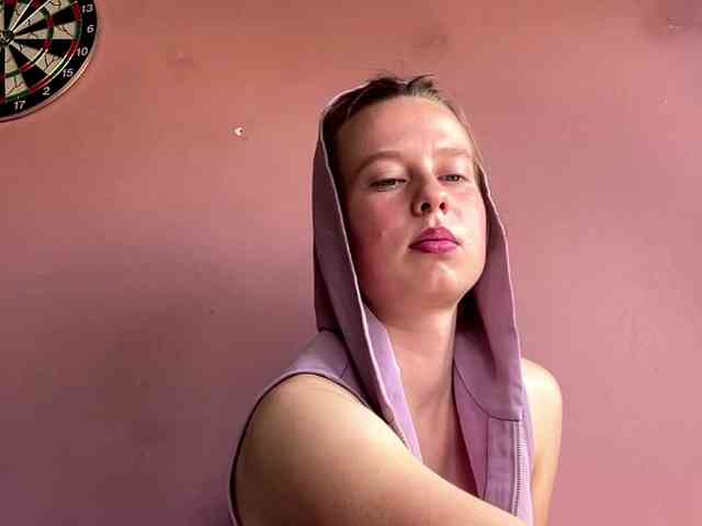 BettyLovely webcam