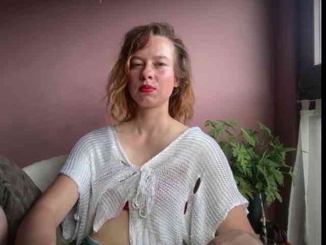 BettyLovely webcam