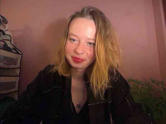 BettyLovely webcam