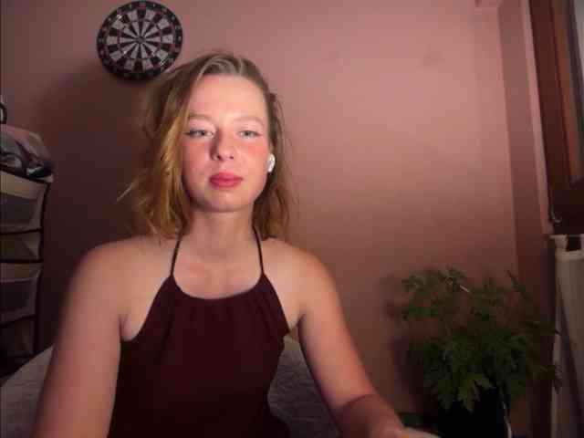 BettyLovely webcam