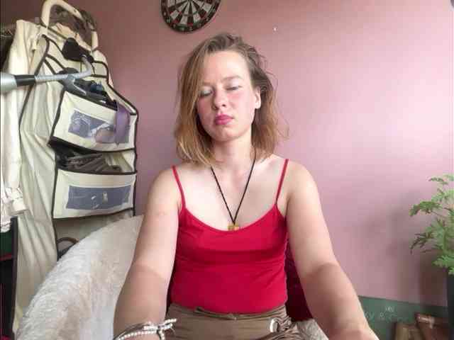 BettyLovely webcam
