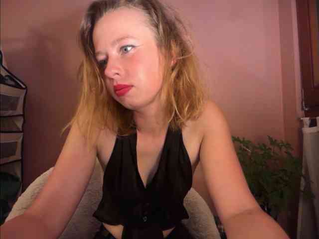 BettyLovely webcam