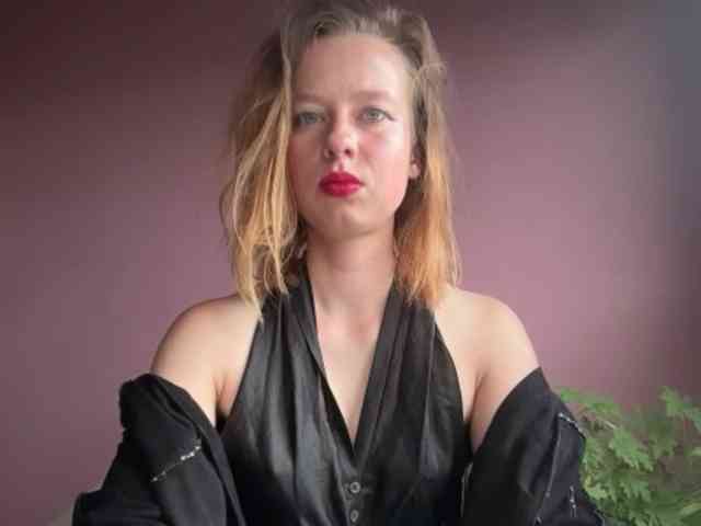 BettyLovely webcam