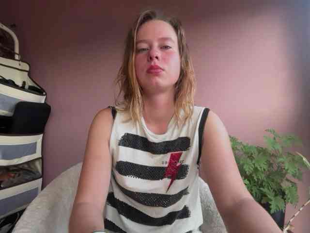 BettyLovely webcam