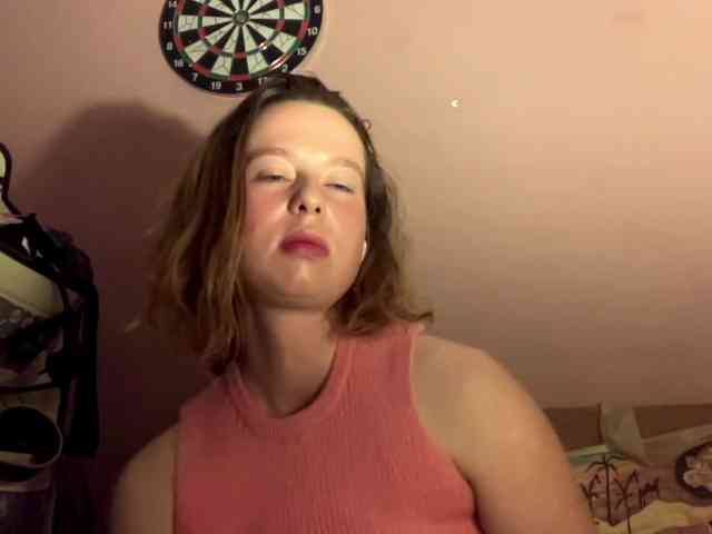 BettyLovely webcam