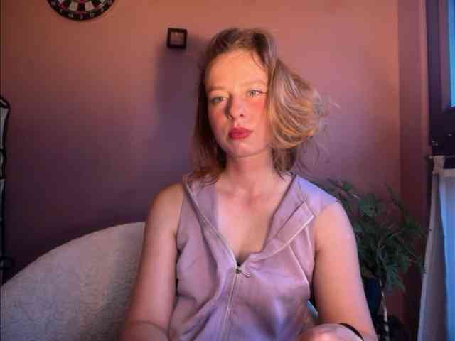 BettyLovely webcam