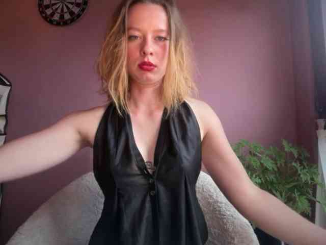 BettyLovely webcam