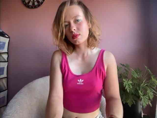 BettyLovely webcam