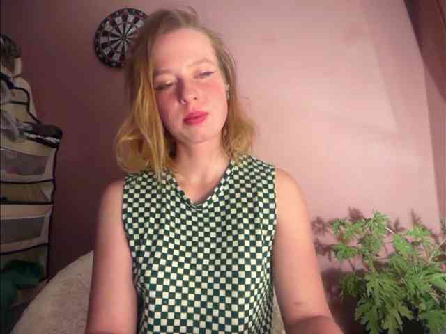 BettyLovely webcam