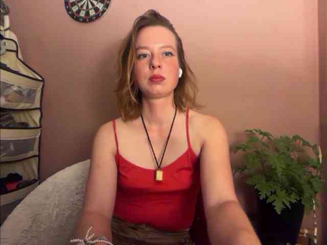 BettyLovely webcam