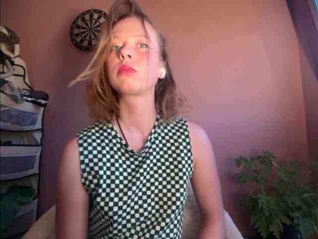 BettyLovely webcam