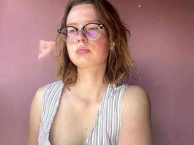 BettyLovely webcam