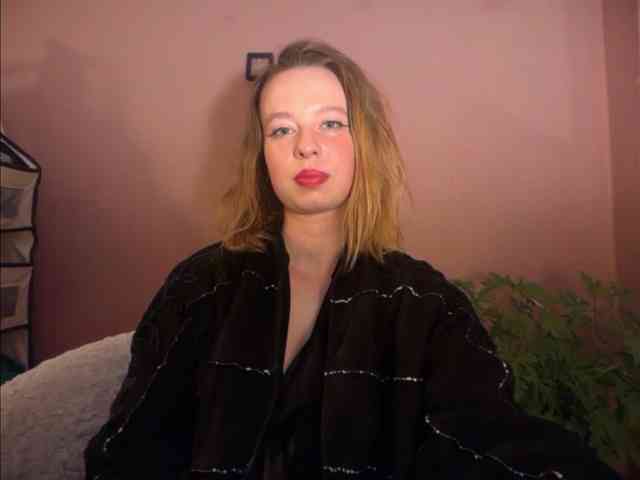 BettyLovely webcam